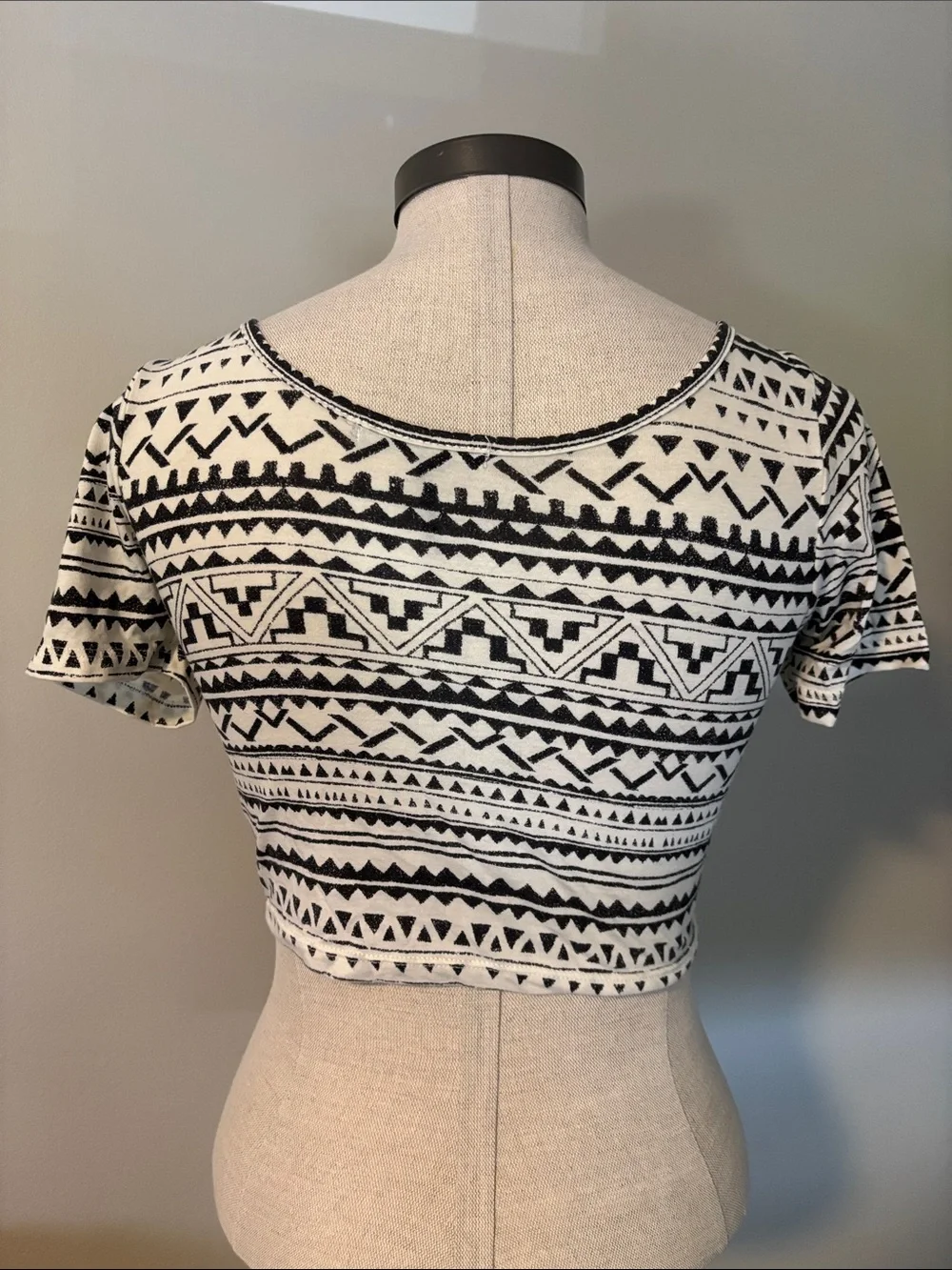 Nollie Black & White Aztec Crop Top